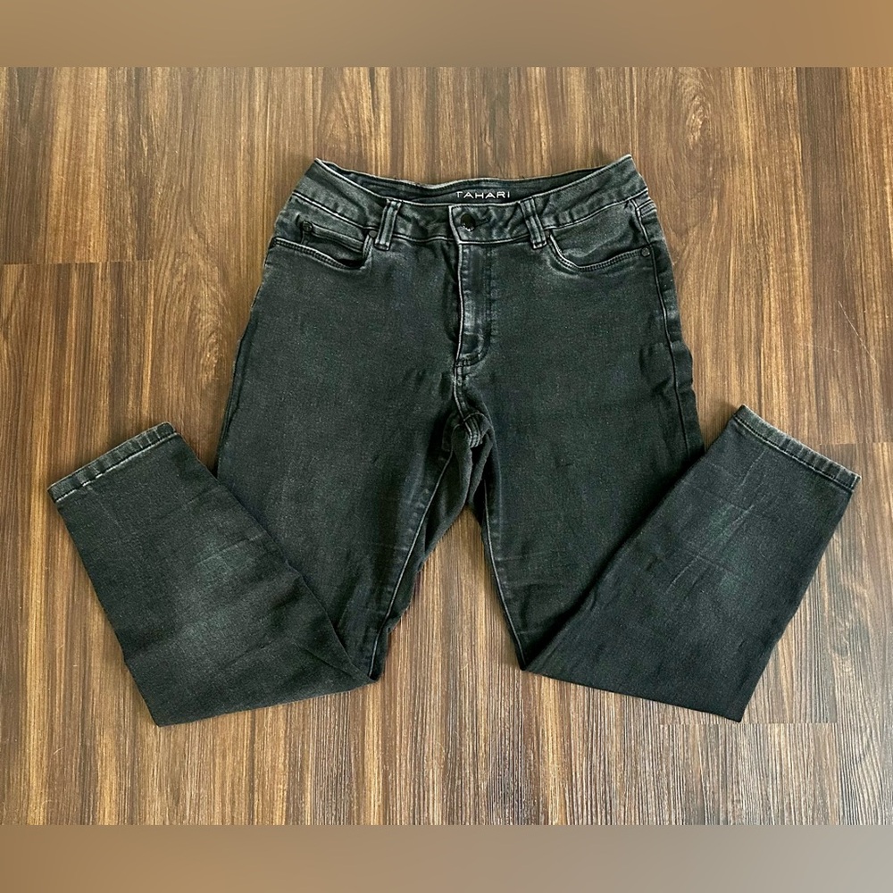 Tahari Black Jeans -Size 10/30